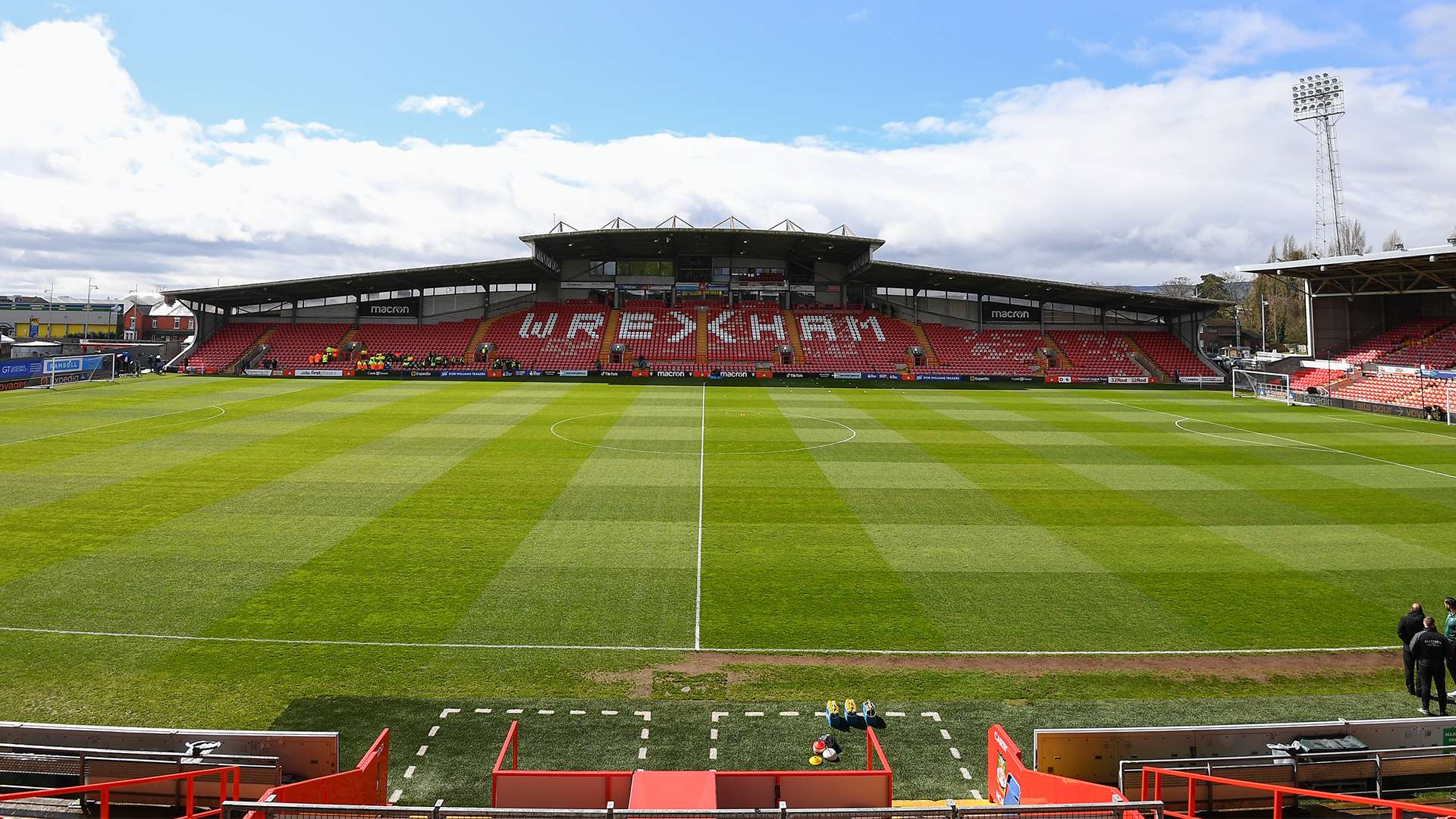 他不僅為球 他不僅為球